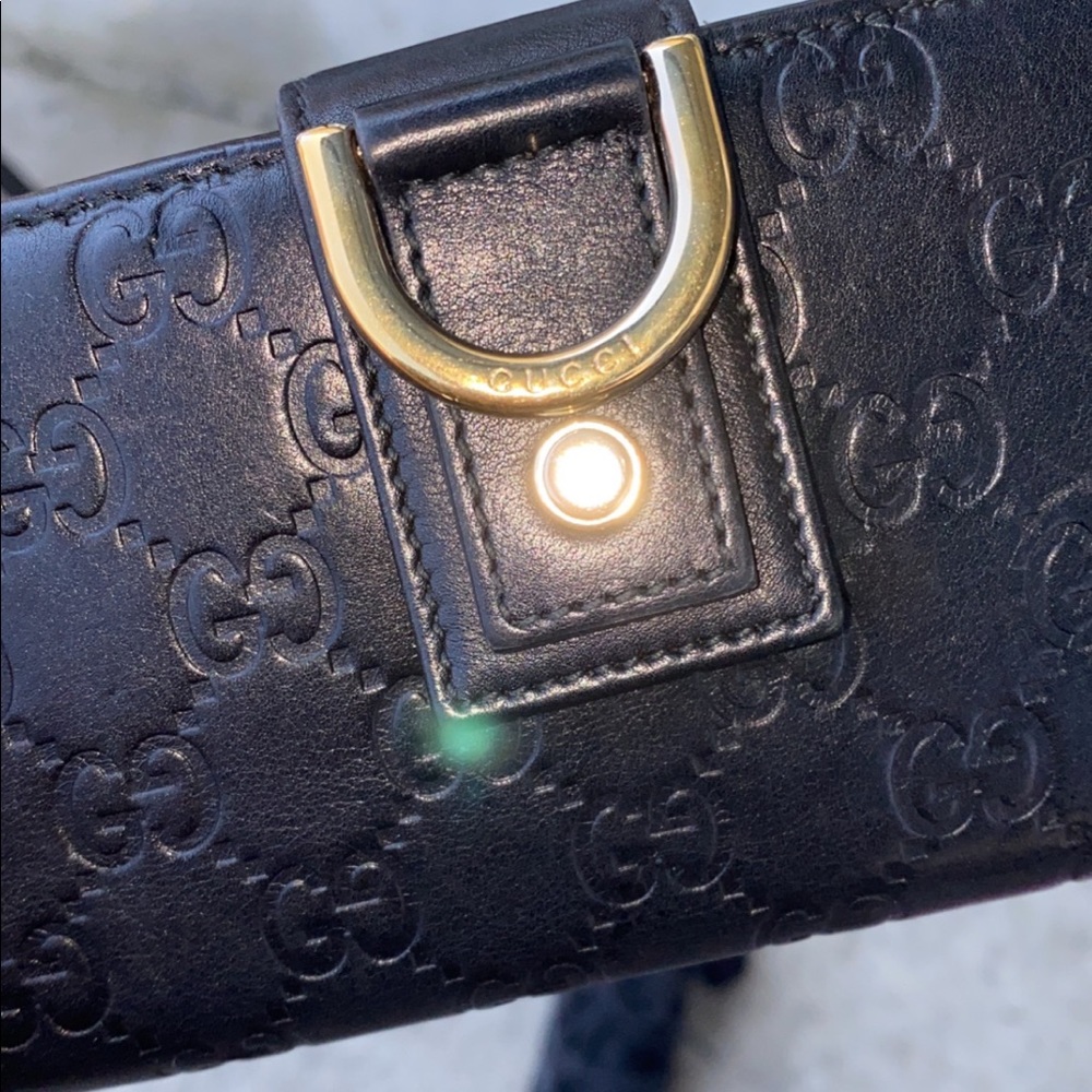 SOLD Authentic Gucci wallet